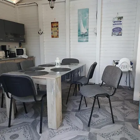 ホームステイ Casa Dobrogea